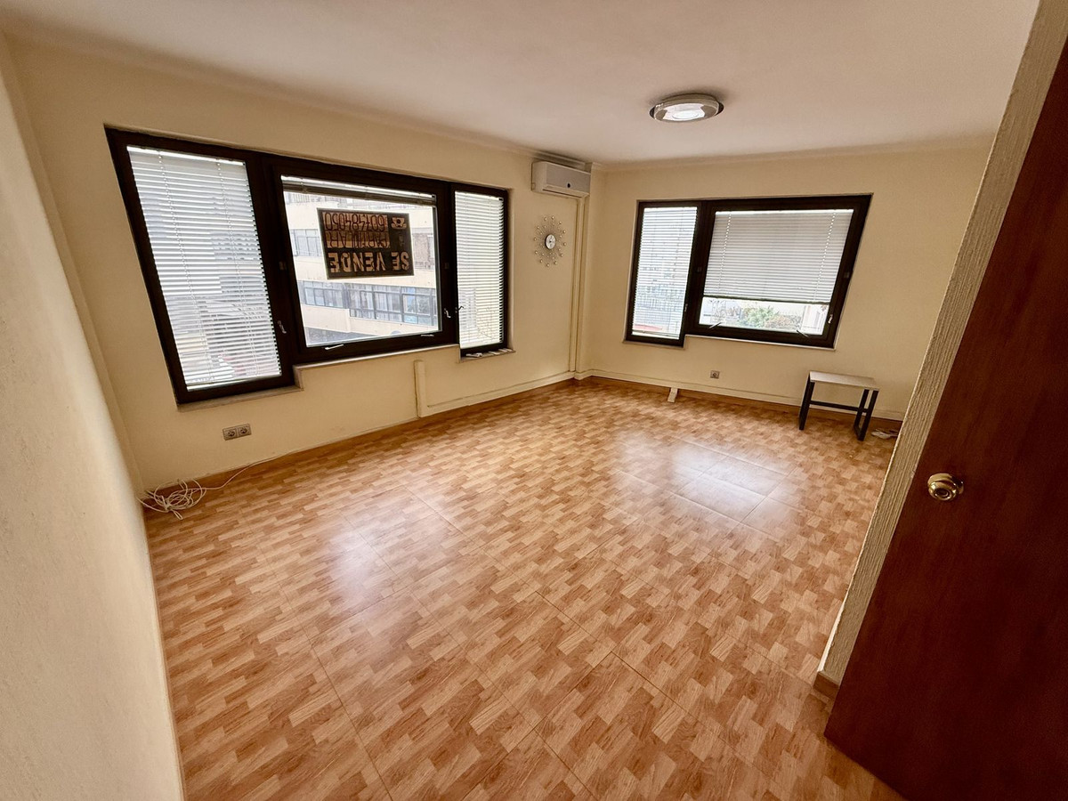 8c1ab160ec7ec02ab2de9c3e7f9f253c - 1