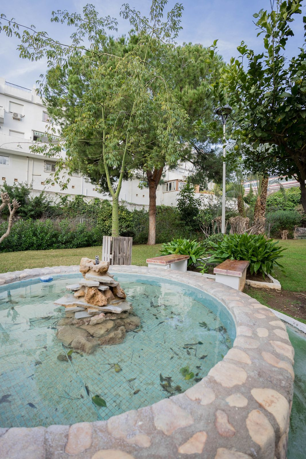 8ccc225d929b28eabc06ad49167ac58f - 13