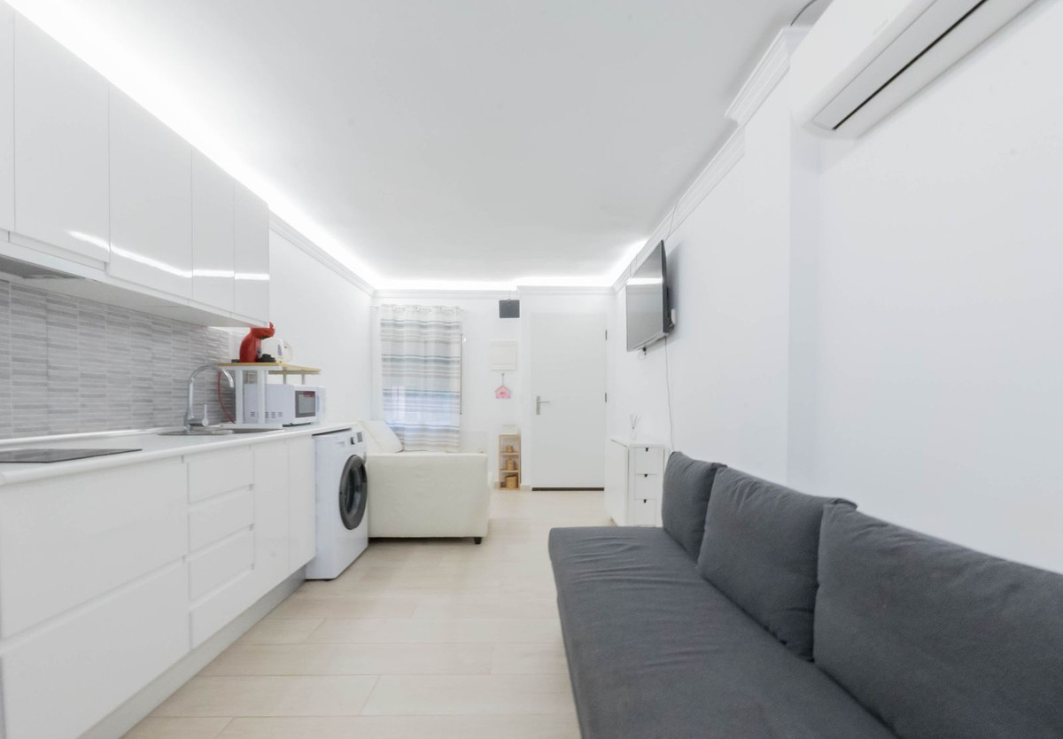 8ccc225d929b28eabc06ad49167ac58f - 23