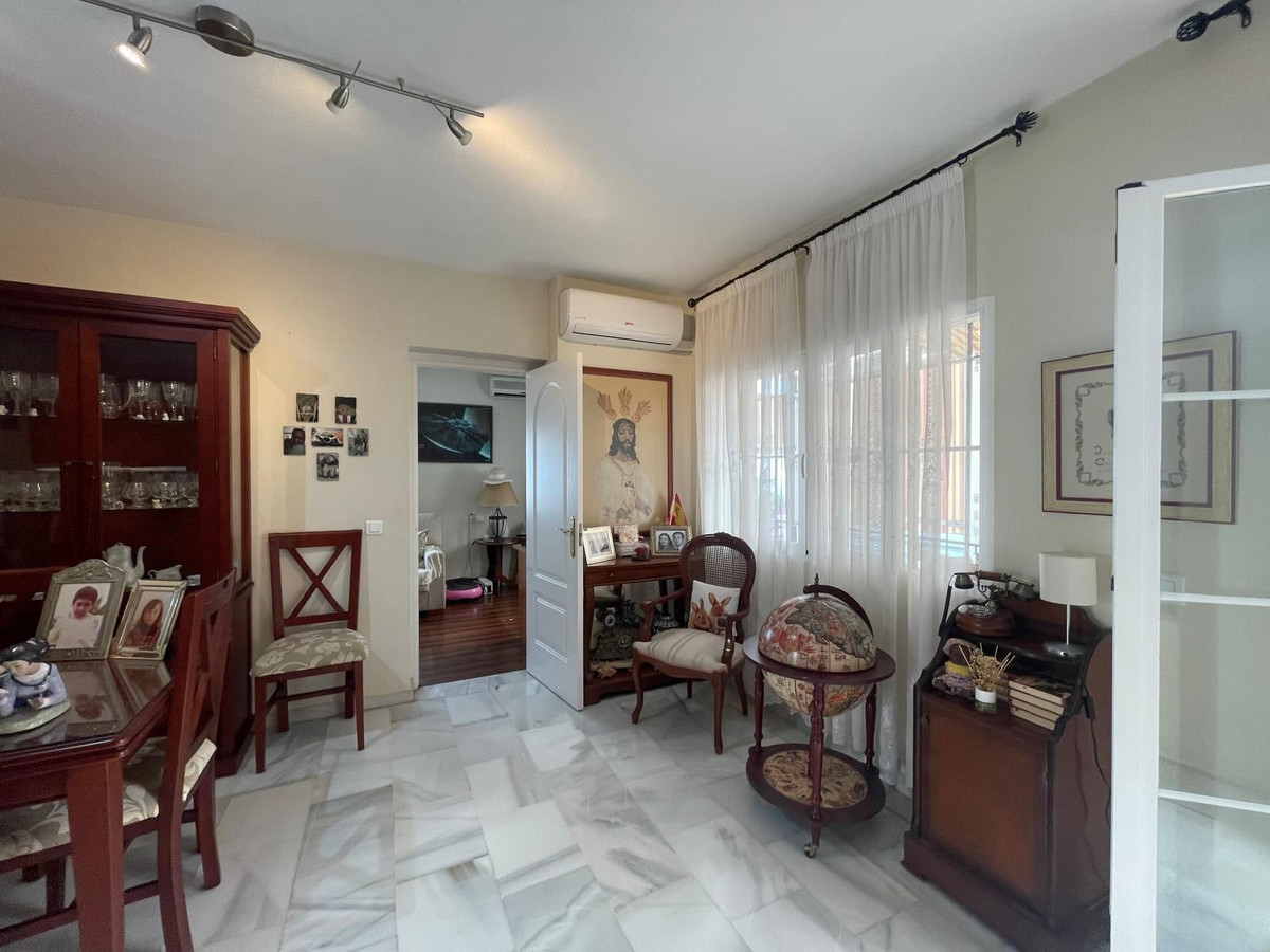 8d6e9e26c19c6141129a08ebef9953a8 - 18