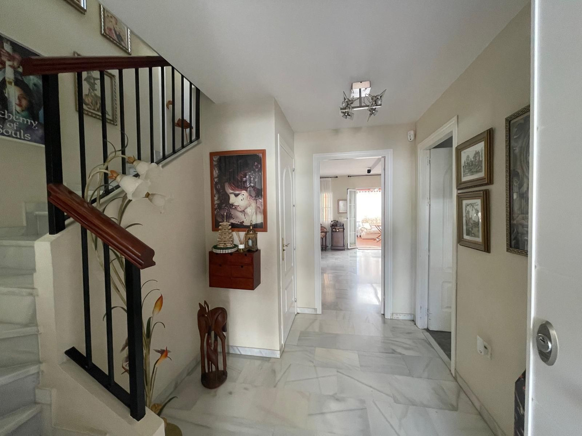 8d6e9e26c19c6141129a08ebef9953a8 - 24