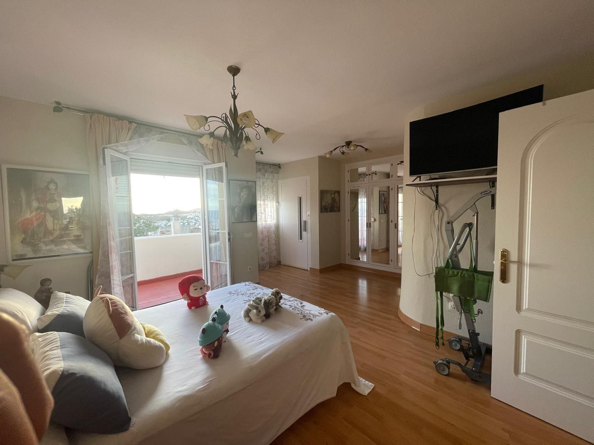 8d6e9e26c19c6141129a08ebef9953a8 - 30