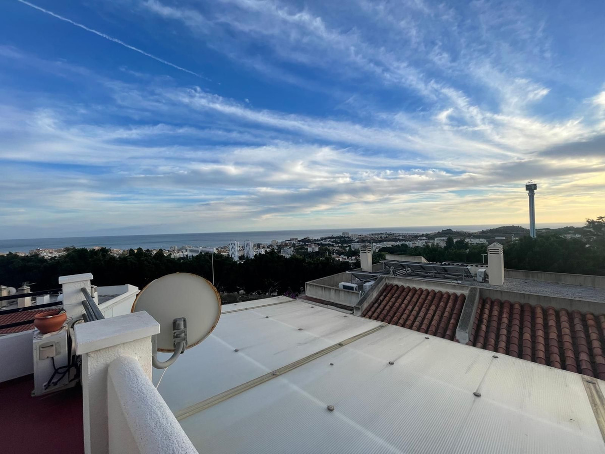 8d6e9e26c19c6141129a08ebef9953a8 - 31