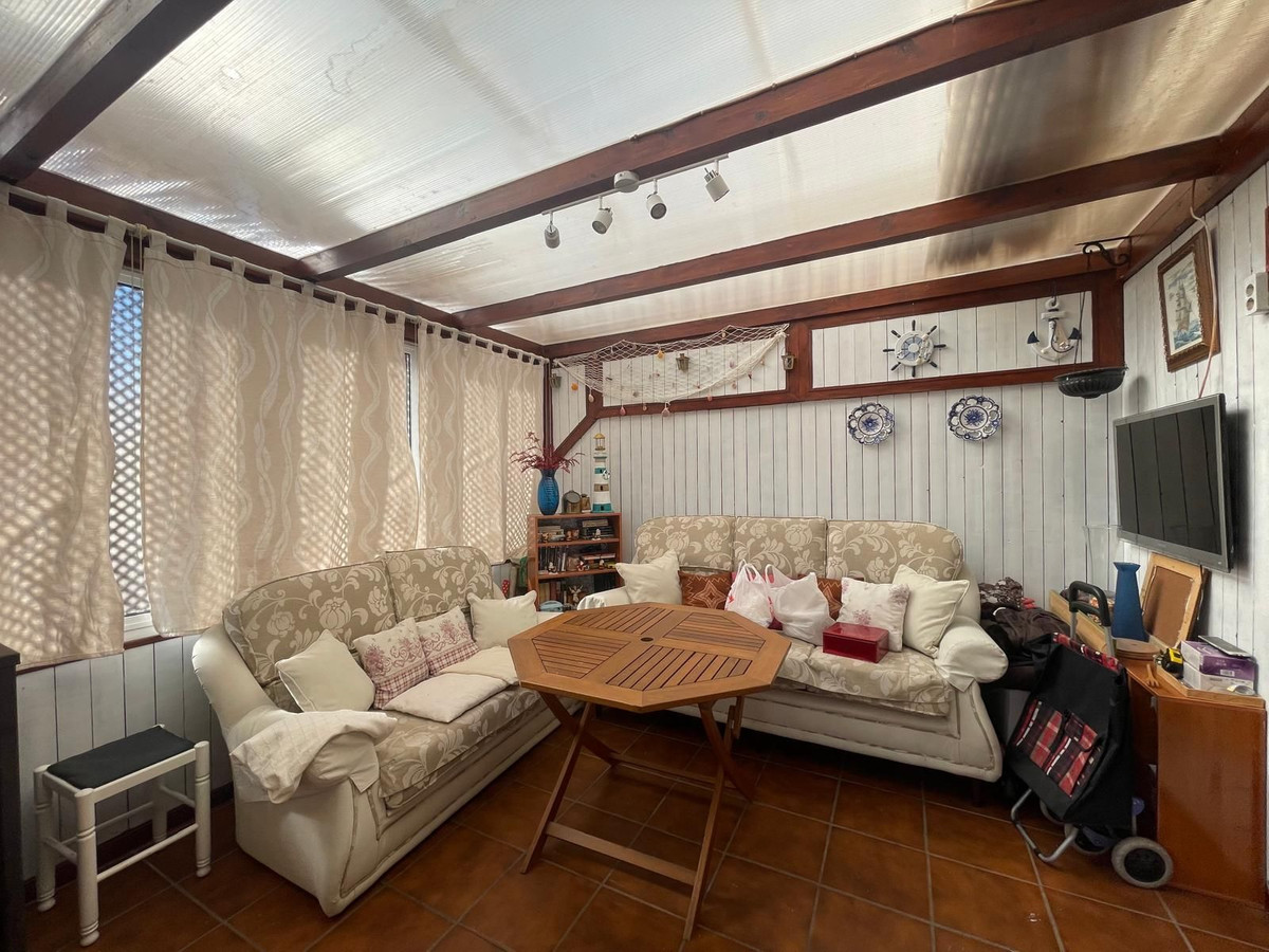 8d6e9e26c19c6141129a08ebef9953a8 - 33