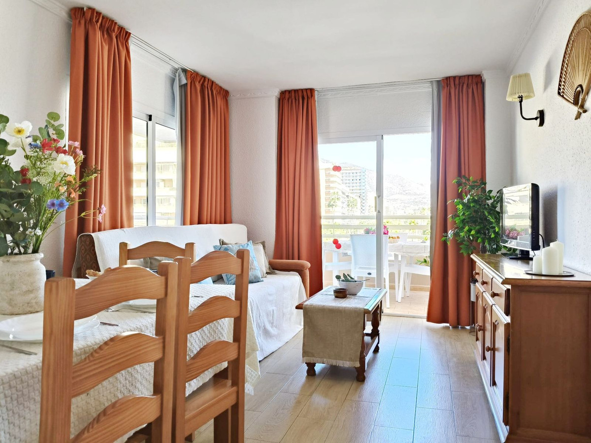 8db4e396a6e84f75e2236de85046e793 - 21