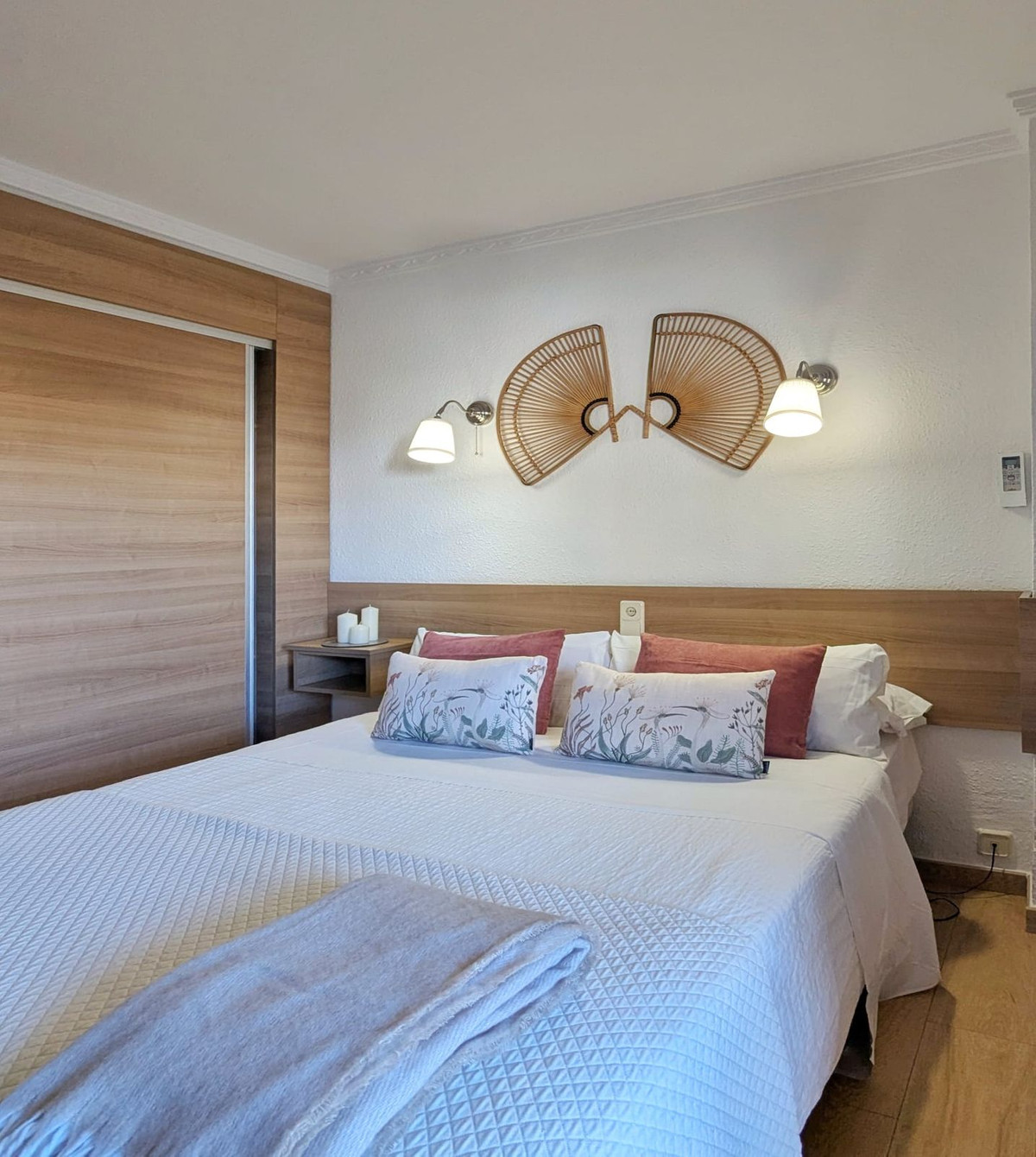 8db4e396a6e84f75e2236de85046e793 - 8