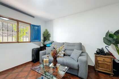 8dd9ff6616d6173db60f05e1bcc930a5 - 37