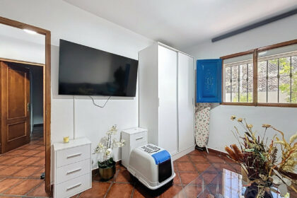 8dd9ff6616d6173db60f05e1bcc930a5 - 38