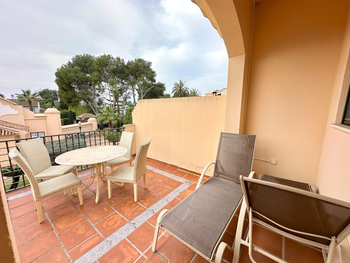 8fbce1b26bf0a696a5f06cb4e487f14d - 11