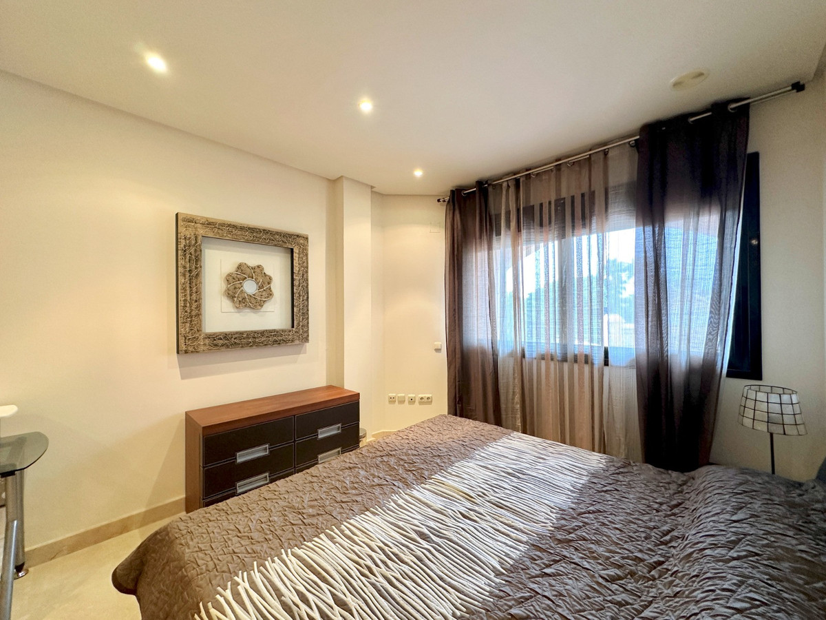 8fbce1b26bf0a696a5f06cb4e487f14d - 13