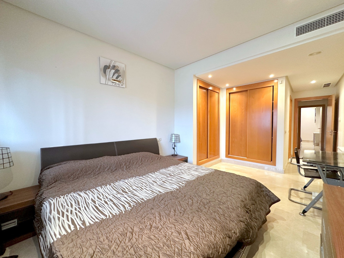 8fbce1b26bf0a696a5f06cb4e487f14d - 14