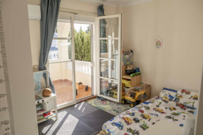 9002aa89936961f430d3f138d4220686 - 23