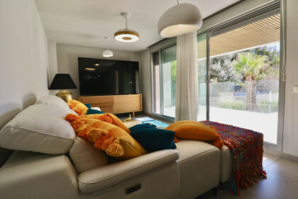 908a96c6eb8ed6491c0b31a78eed3524 - 11