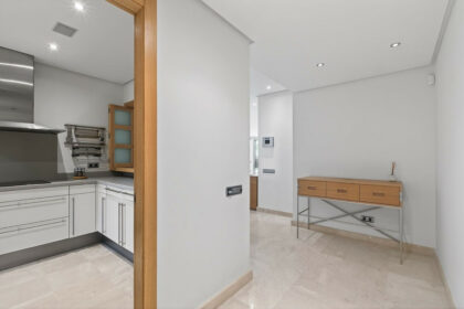 90b17a2cae818f46d20030b06df84845 - 13