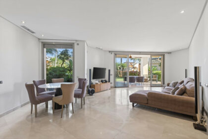 90b17a2cae818f46d20030b06df84845 - 14