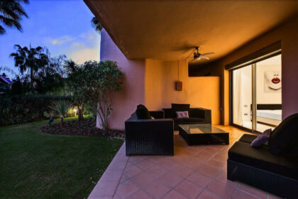 90b17a2cae818f46d20030b06df84845 - 25