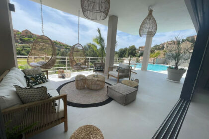 91c1598542180cd5586e66e89a5dfefd - 16