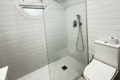 945b6ef6e0e9edc2d17e9f7058541eda - 15