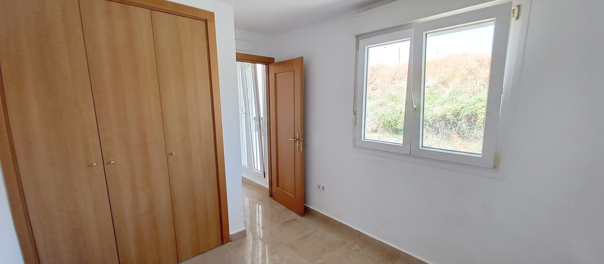 96255804f11ae572a102f351099fb699 - 23