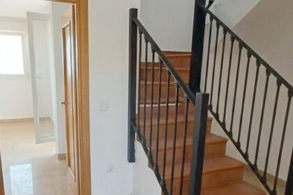 96255804f11ae572a102f351099fb699 - 4