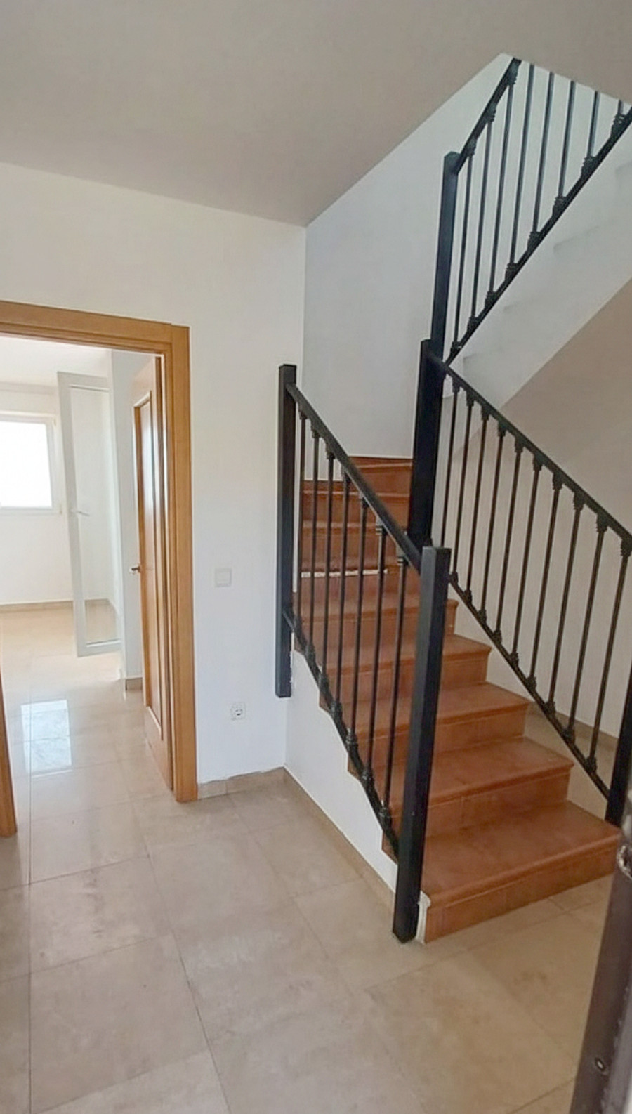 96255804f11ae572a102f351099fb699 - 4