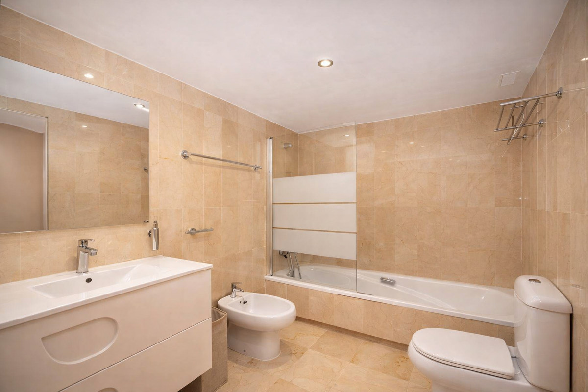 9669cadb48a0ef35adf83ad50882d8a0 - 12