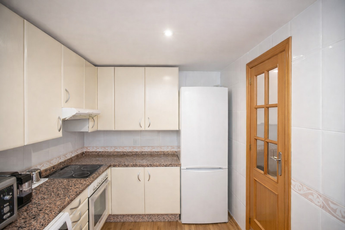 9669cadb48a0ef35adf83ad50882d8a0 - 7