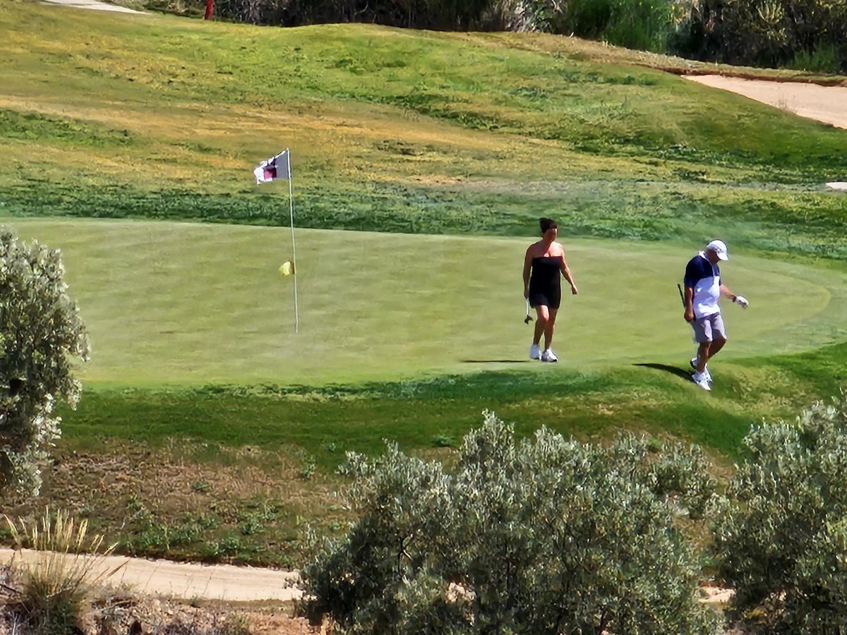 96f16b3c625d13167806ffee508e94f6 - 19