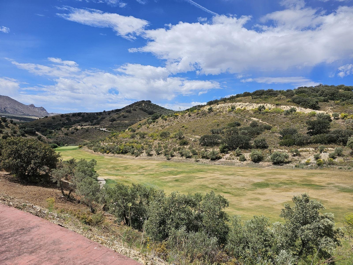 96f16b3c625d13167806ffee508e94f6 - 4