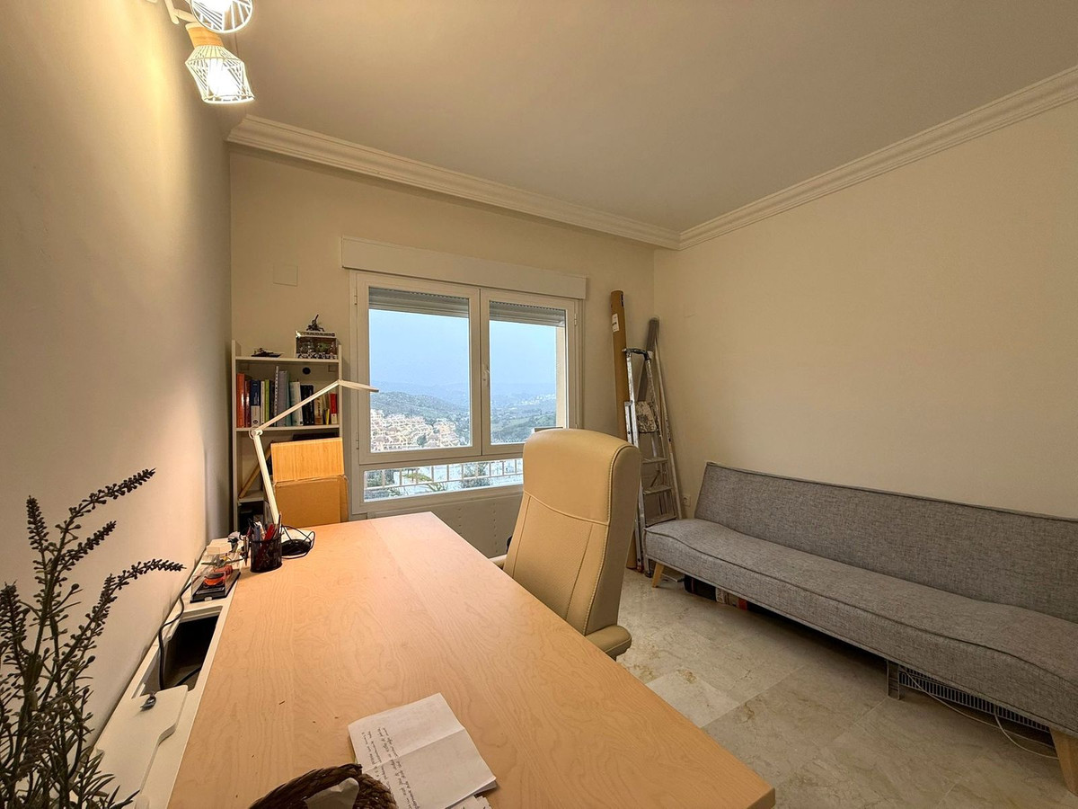 9828df7b2faac4ff1306c788f1871438 - 22