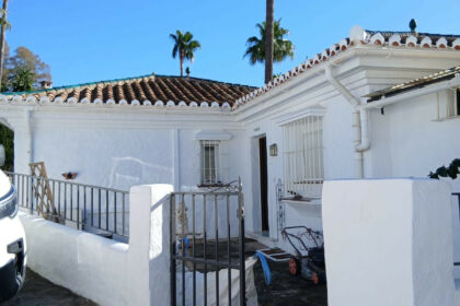 9ae80211a34ad00cd5a0c64dd74f1640 - 1