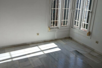 9ae80211a34ad00cd5a0c64dd74f1640 - 18