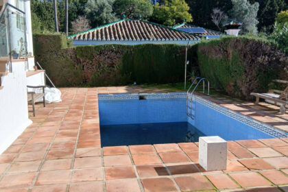 9ae80211a34ad00cd5a0c64dd74f1640 - 21