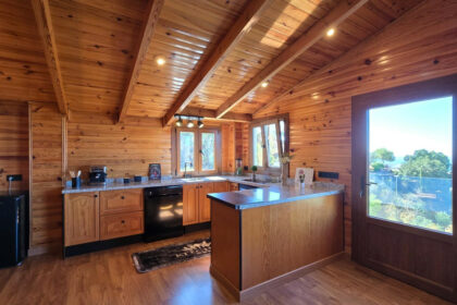 9c1daeff93c290765d8ca85bc74e0605 - 18