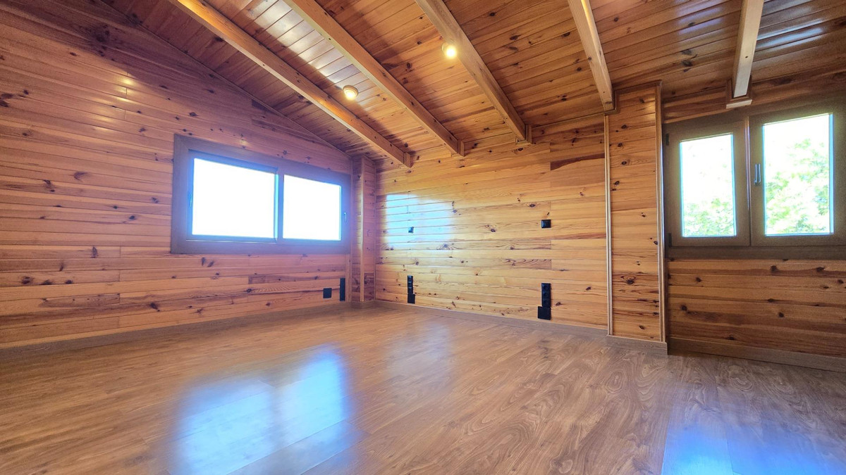 9c1daeff93c290765d8ca85bc74e0605 - 23