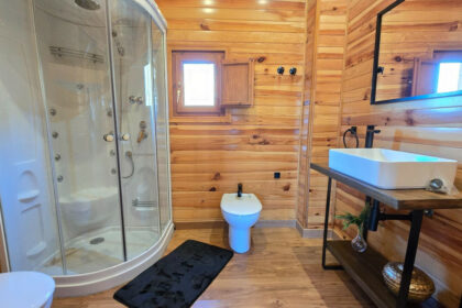 9c1daeff93c290765d8ca85bc74e0605 - 7