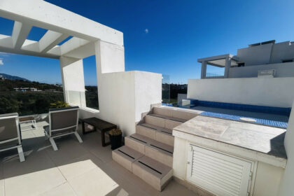 9c896eecb0da57c4ce82fbbf2043182c - 33