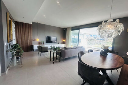 9c896eecb0da57c4ce82fbbf2043182c - 63