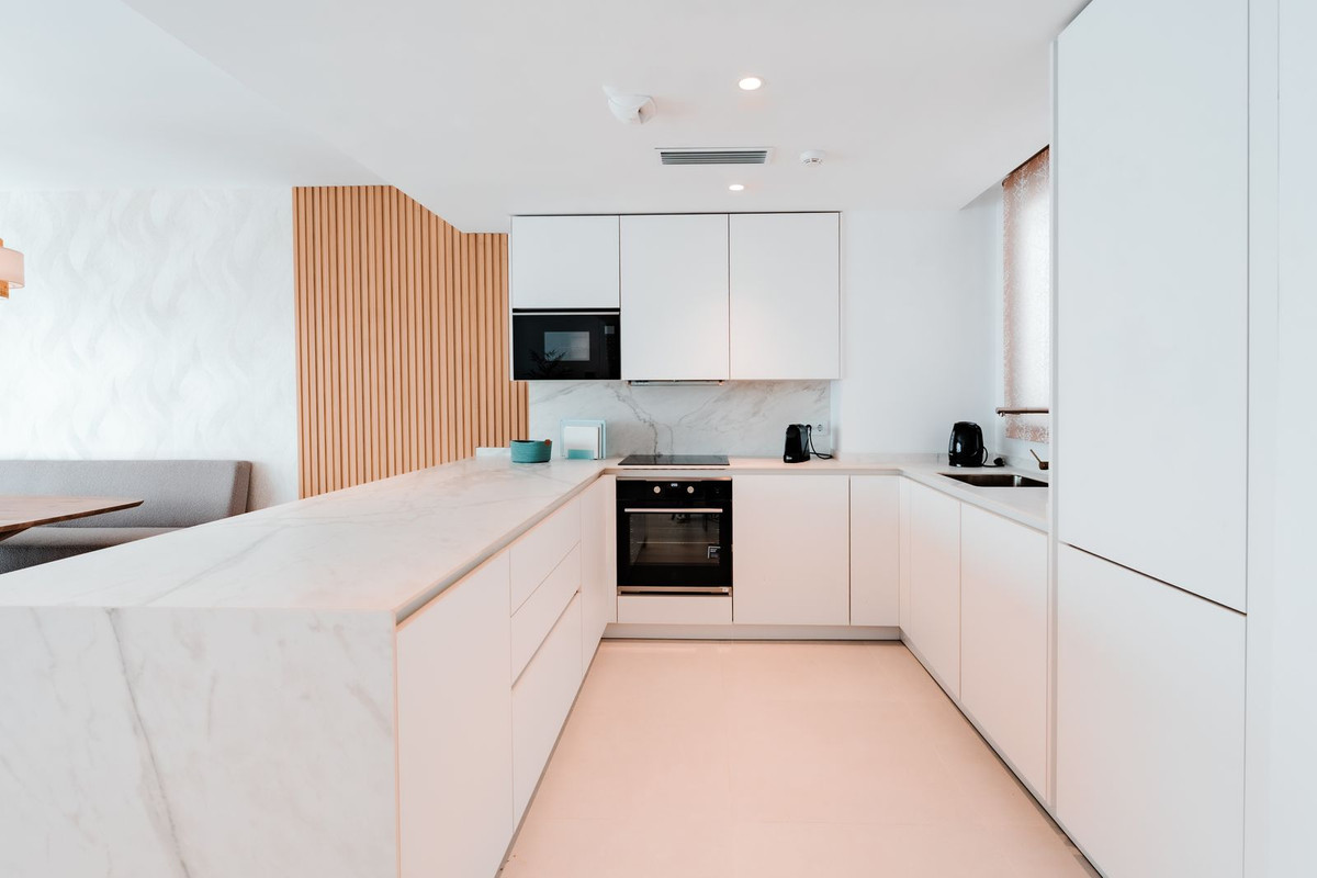 9d5828d3d9bb34e6cfa4fd54852b0ac6 - 12