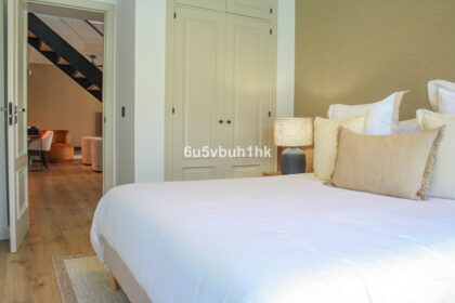 9facca0814e813a02a8f95c197d2ebbc - 24