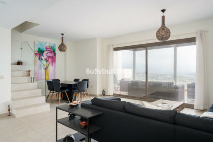 a01d81bb28abce8b6d8d97c5690b3e5a - 1