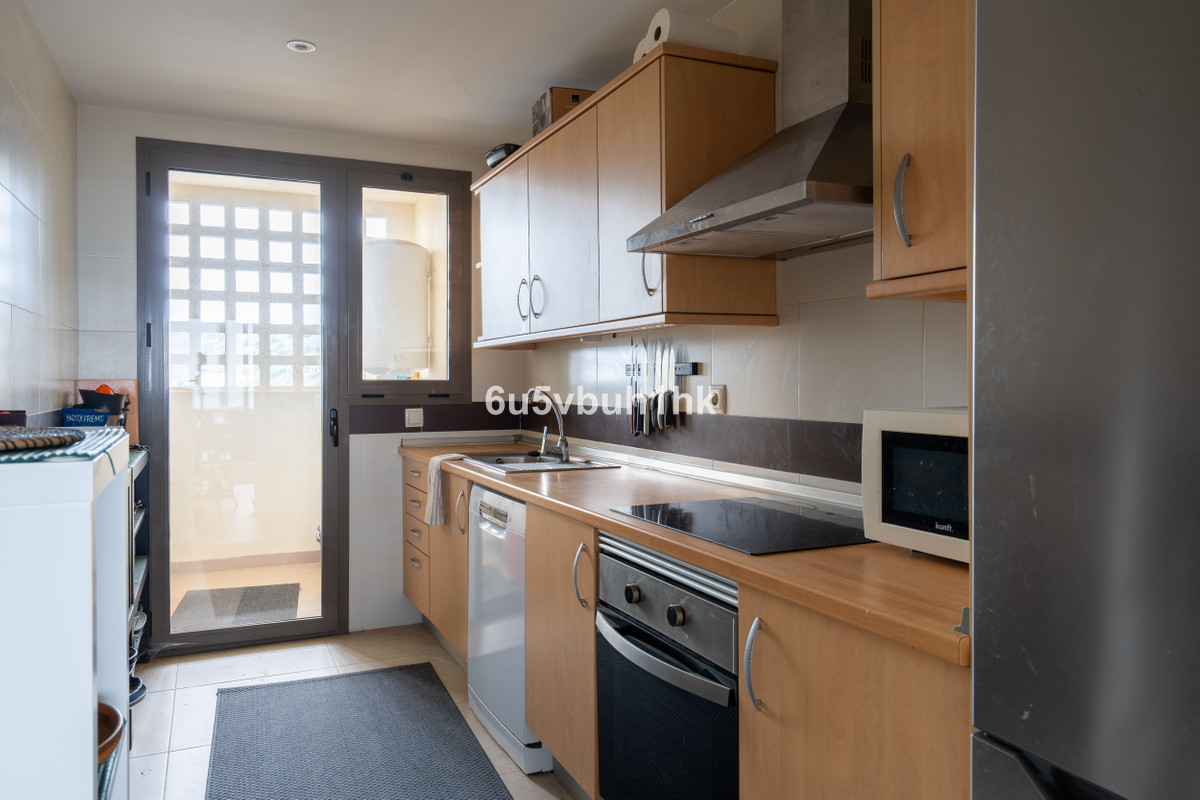 a01d81bb28abce8b6d8d97c5690b3e5a - 10