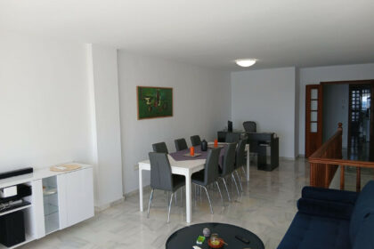 a0c5793cc549df32388afcd5600880b8 - 16