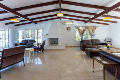 a38e24c412f7b1d34a89df65d8436e48 - 11