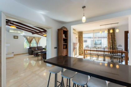 a38e24c412f7b1d34a89df65d8436e48 - 15