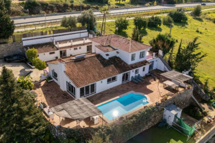 a38e24c412f7b1d34a89df65d8436e48 - 2