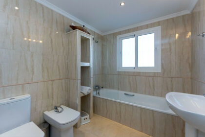 a38e24c412f7b1d34a89df65d8436e48 - 21