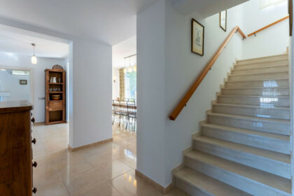 a38e24c412f7b1d34a89df65d8436e48 - 23