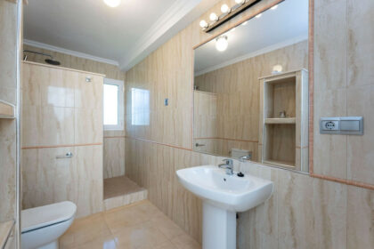 a38e24c412f7b1d34a89df65d8436e48 - 28