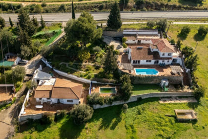 a38e24c412f7b1d34a89df65d8436e48 - 3